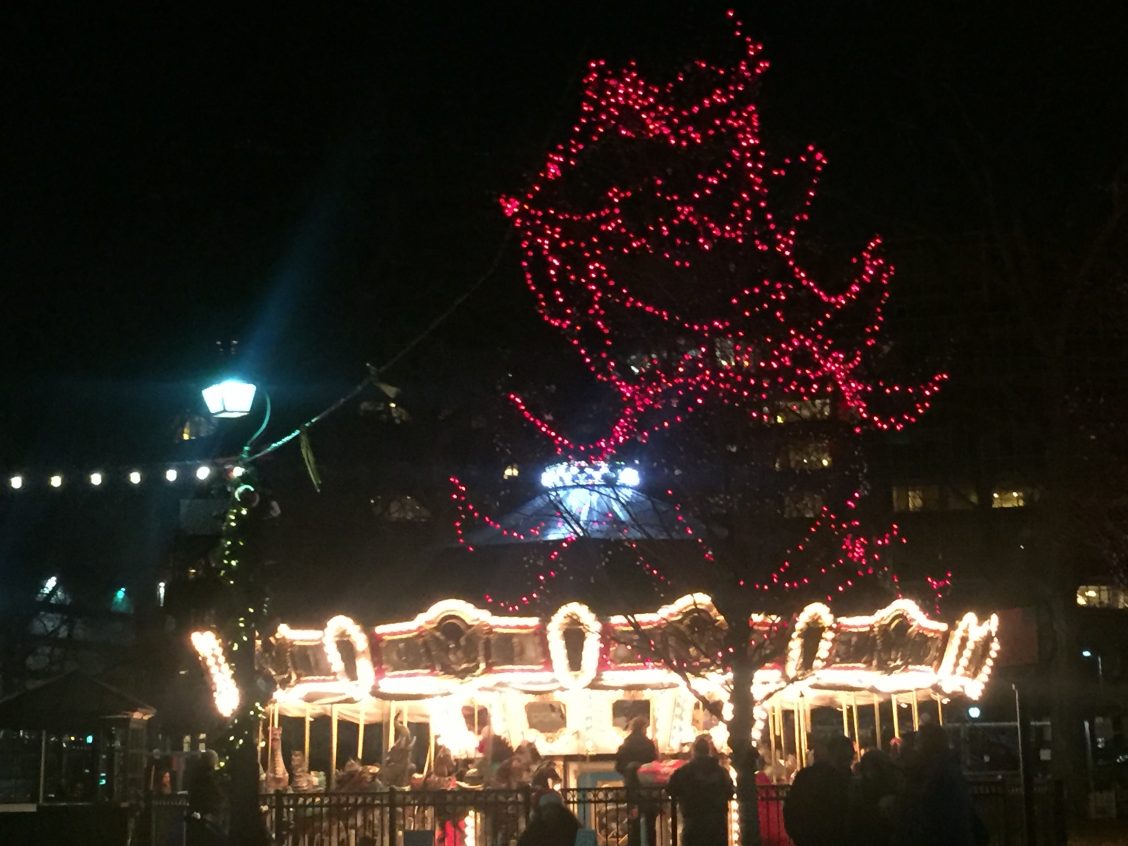 Franklin Square Holiday Lights philly lover